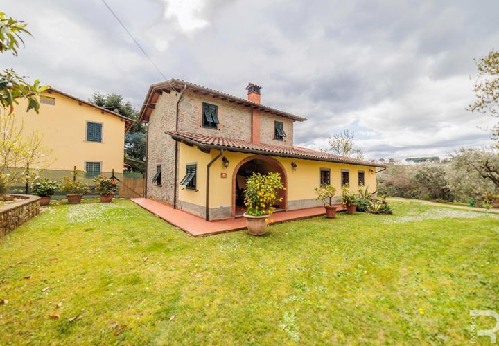 Villa a Capannori, Lucca, Capannori - € 490.000 | Ref:  R07113CAVI - foto 1