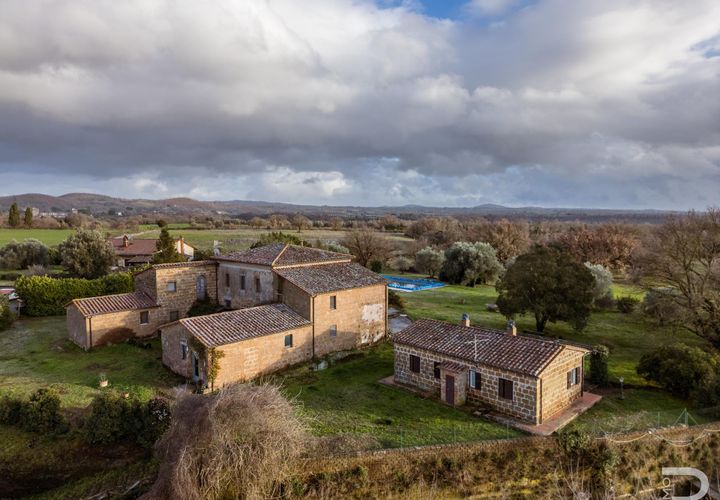 Landejendom i Sorano, Grosseto, Sorano - € 850.000 | Ref: R07050SORU - foto 1