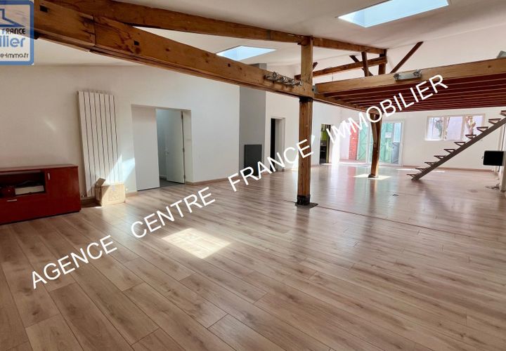 Villa i Bourges, Cher, Bourges - € 200.000 | Ref: 030012068 - foto 1