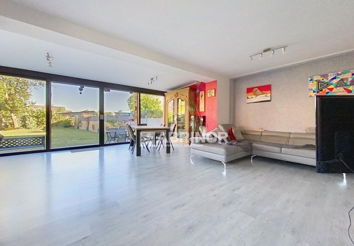 Villa i Tourcoing, Nord, Tourcoing - € 299.999 | Ref: TCG39555UBI - foto 1