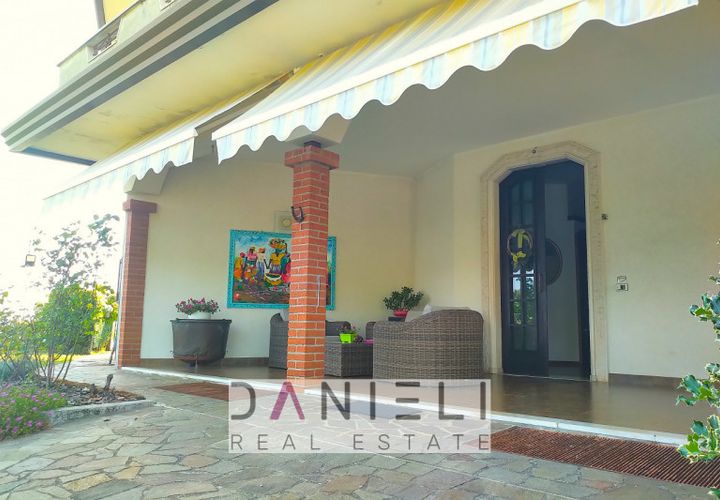 Villa a Brogliano, Vicenza, Brogliano - € 650.000 | Ref: V146 - foto 1