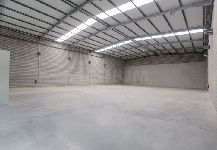 L'establiment comercial a Trofa, Porto, Trofa - € 3.300/mes | Ref: 3467_B - foto 1