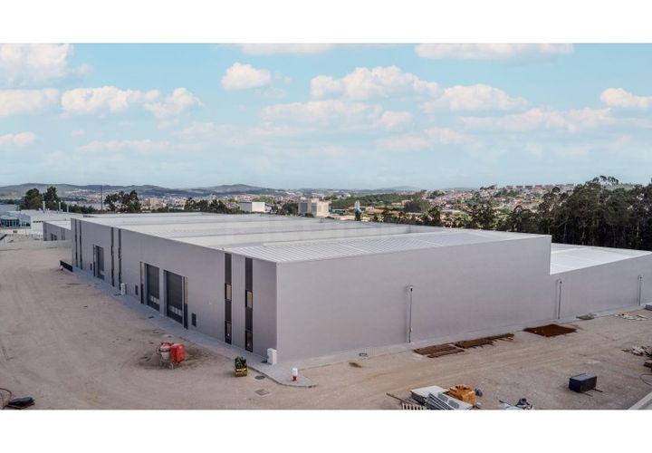L'establiment comercial a Trofa, Porto, Trofa - € 3.000/mes | Ref: 3467_C - foto 1