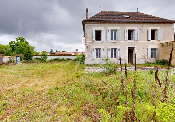 Villa a Bas-et-Lezat, Puy-de-Dome, Bas-et-Lezat - € 128.000 | Ref: G1126 - foto 1