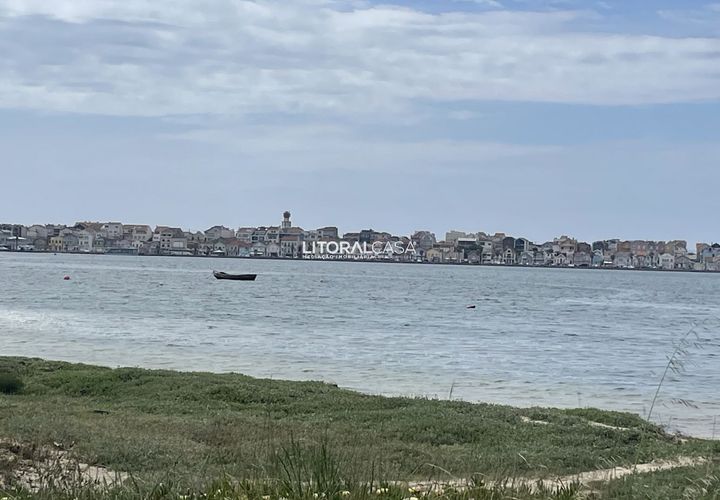 Villa i Ilhavo, Aveiro, Ilhavo - € 350.000 | Ref: VEN-4225 - foto 1