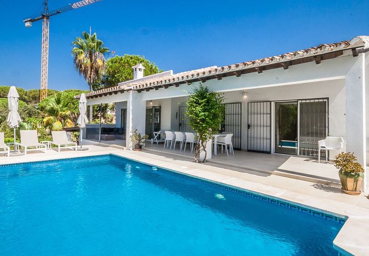 Villa i Elviria, Malaga, Elviria - € 1.499.500 | Ref: R5381857 - foto 1