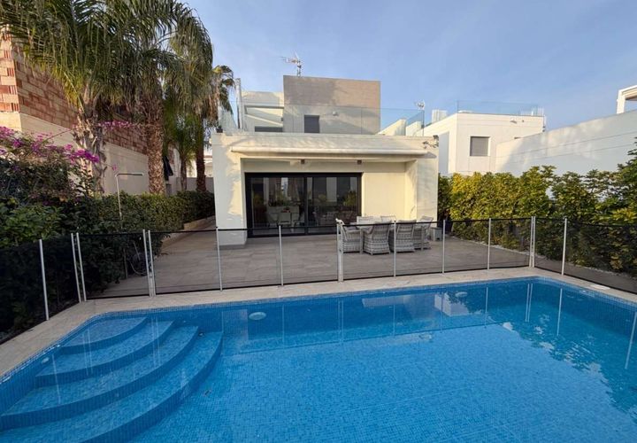 Villa i Rojales, Alicante, Rojales - € 459.000 | Ref: 23-502-11-1043 - foto 1