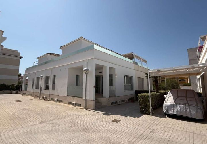 Byhus i Orihuela, Alicante, Orihuela - € 285.000 | Ref: 135-456-11-919 - foto 1