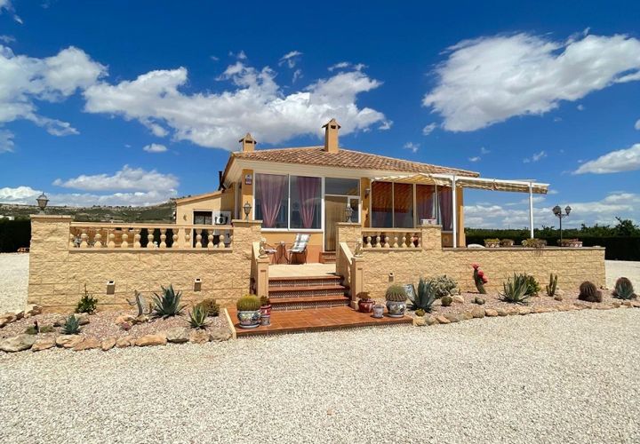 Villa i Pinoso, Alicante, Pinoso - € 399.995 | Ref: RBMP6562 - foto 1