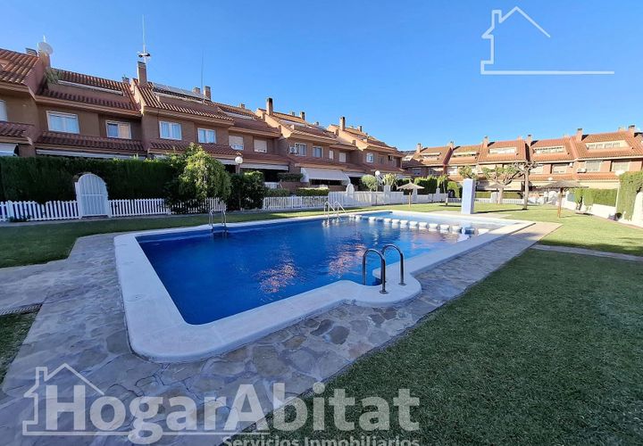 Rækkehus i Alicante, Alicante, Alicante - € 450.000 | Ref: 140LDG450.FPV-A/3716 - foto 1