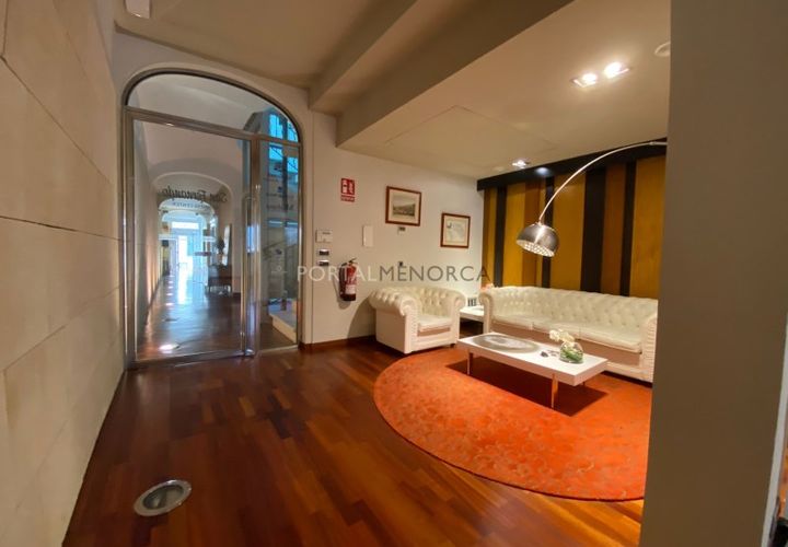 Erhvervsejendom i Mahon, Menorca, Mahon - € 450.000 | Ref: V3027 - foto 1