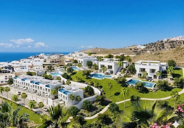 Helårsgrund i Torrox Costa, Malaga, Torrox Costa - € 1.950.000 | Ref: MLH998 - foto 1