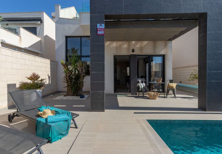 Villa i Rojales, Alicante, Rojales - € 389.000 | Ref: MLSC2211134/13477 - foto 1