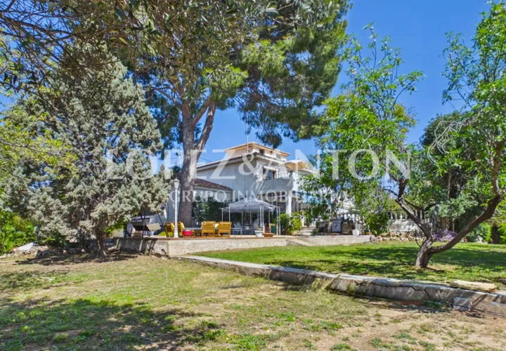Villa a Paterna, Valencia, Paterna - € 890.000 | Ref: V-C807G - foto 1