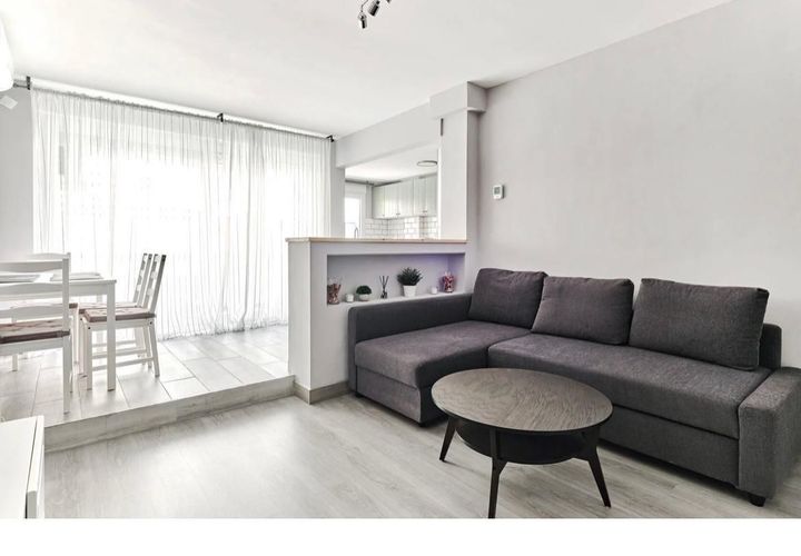 Leilighet i Torrevieja, Alicante, Torrevieja - € 229 900 | Ref: MLSC2884396/13477 - foto 1