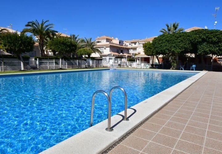 Bungalow i Orihuela Costa, Alicante, Orihuela Costa - € 185.000 | Ref: MLSC2804753/13477 - foto 1