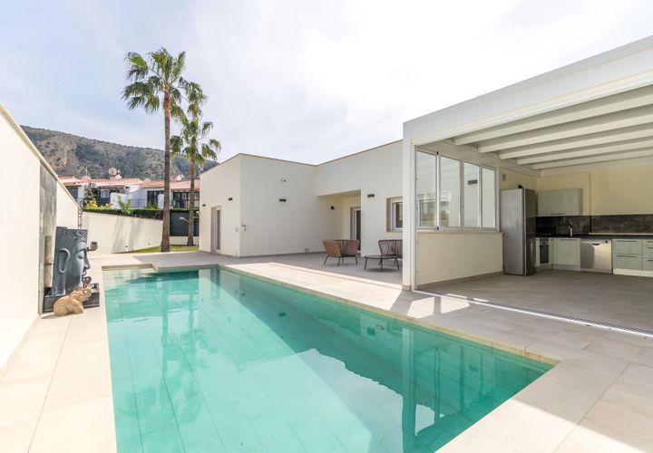 Villa i Albir, Alicante, Albir - € 1.150.000 | Ref: TGC-774 - foto 1
