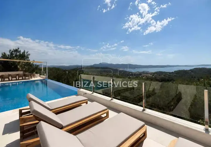 Villa a Cala Salada, Ibiza, Cala Salada - € 16.667/mes | Ref: CH992 - foto 1
