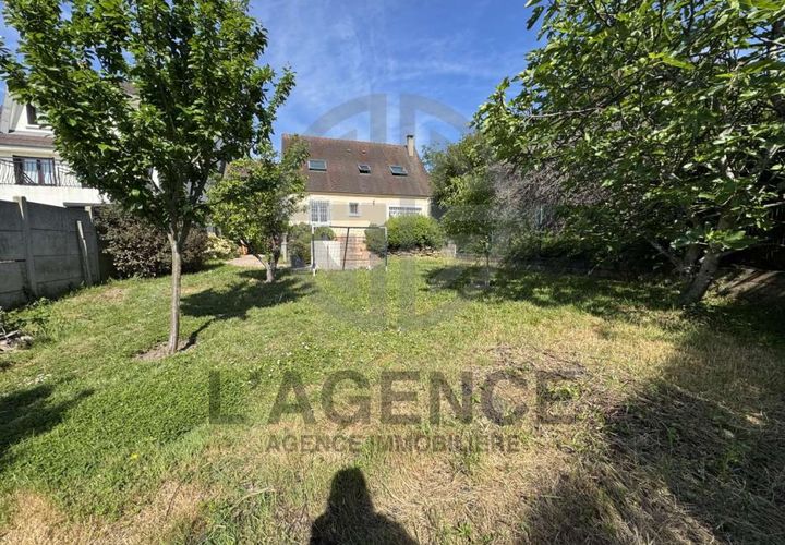 Bungalou a Courtry, Seine-et-Marne, Courtry - € 425.000 | Ref: 1788A - foto 1