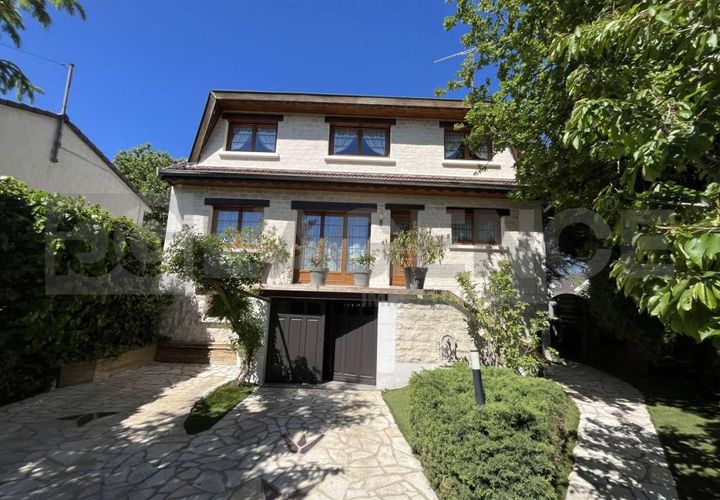 Villa i Coubron, Seine-Saint-Denis, Coubron - € 488.000 | Ref: 1785I - foto 1