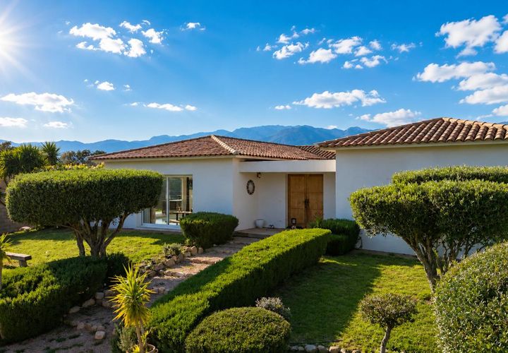 Villa i Porto-Vecchio, Corse-du-Sud, Porto-Vecchio - € 1.200.000 | Ref: M3022 - foto 1