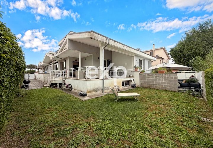 Villa i Rome, Rome, Rome - € 310.000 | Ref: exp-012054 - foto 1