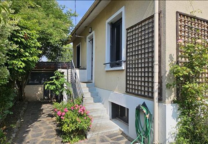 Villa a Chatou, Yvelines, Chatou - € 1.300/mes | Ref: AN004594 - foto 1