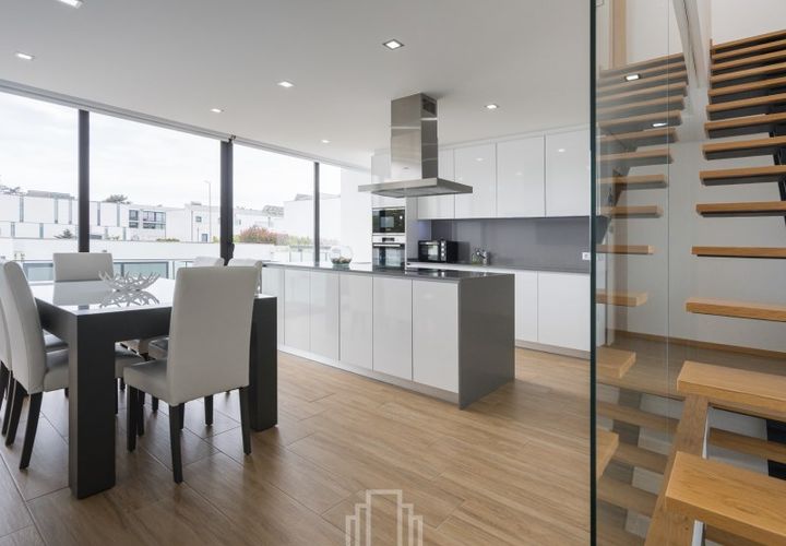Rækkehus i Ovar, Aveiro, Ovar - € 450.000 | Ref: 402-Fu - foto 1