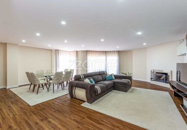 Lejlighed i Pedroso, Porto, Pedroso - € 450.000 | Ref: ZMPT576896 - foto 1