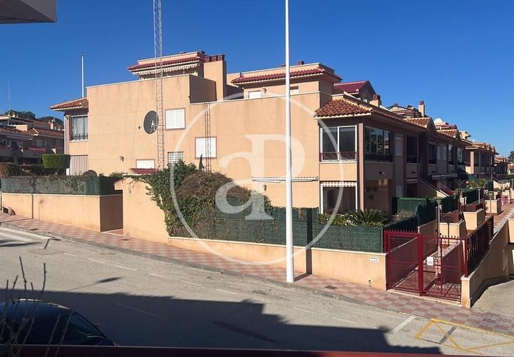 Villa a Alicante, Alicante, Alicante - € 280.000 | Ref: VV2605014 - foto 1