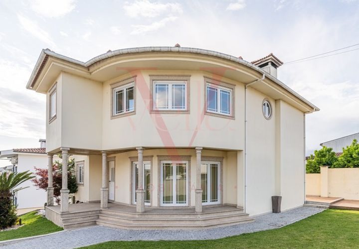 Villa i Braga, Braga, Braga - € 649.900 | Ref: VIJT110 - foto 1