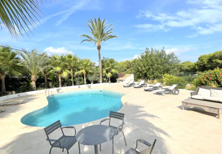 Villa a Javea, Alicante, Javea - € 3.300/mes | Ref: AL1134 - foto 1