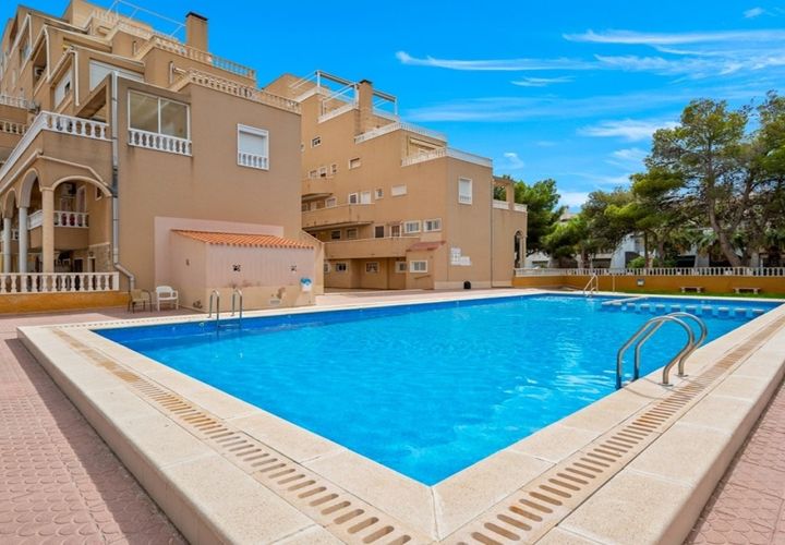 Lejlighed i Punta Prima, Alicante, Punta Prima - € 150.000 | Ref: WV2593 - foto 1