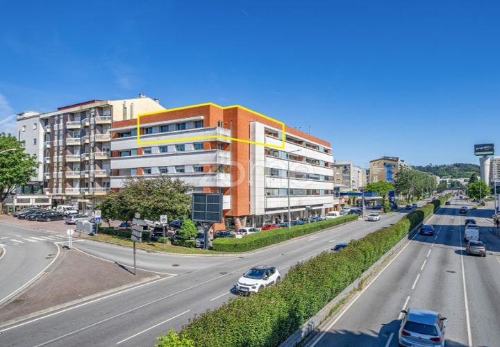 Lejlighed i Braga, Braga, Braga - € 449.000 | Ref: ZMPT588011 - foto 1