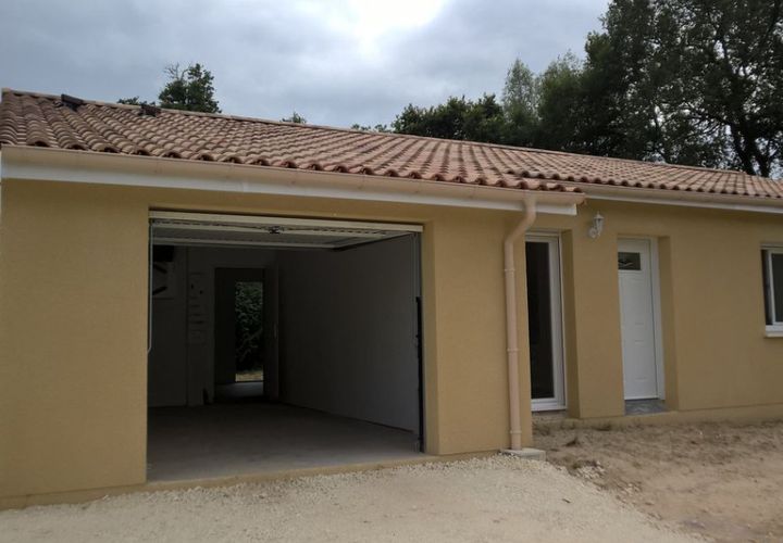 Villa a Villandraut, Gironde, Villandraut - € 980/mes | Ref: C2L-260223-98C6 - foto 1