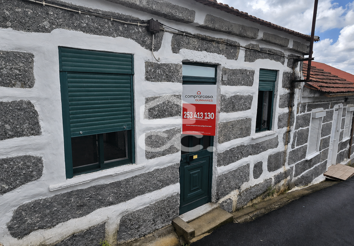 Villa i Guimaraes, Braga, Guimaraes - € 110.000 | Ref: 336/M/02025 - foto 1