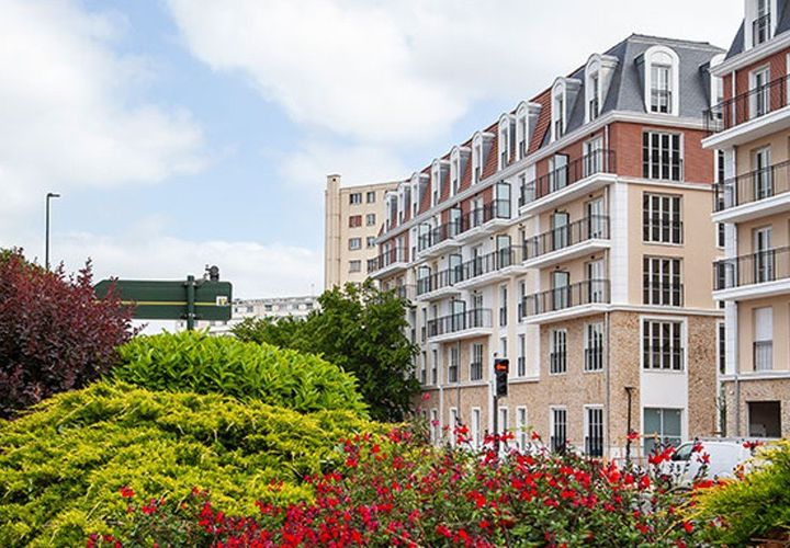 Erhvervsejendom i Chelles, Seine-et-Marne, Chelles - € 141.000 | Ref: E77A7656E8FE4A03 - foto 1