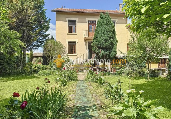 Villa i Bourgoin-Jallieu, Isere, Bourgoin-Jallieu - € 250.000 | Ref: 87007374 - foto 1