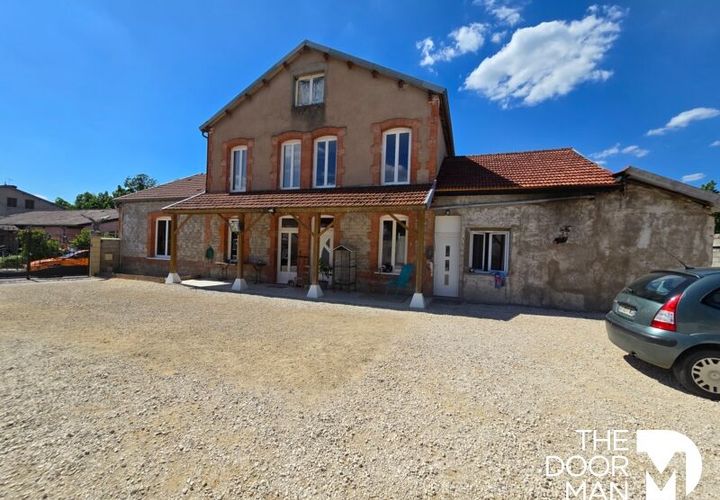 Villa i Bourbonne-les-Bains, Haute-Marne, Bourbonne-les-Bains - € 199.900 | Ref: 9995 - foto 1