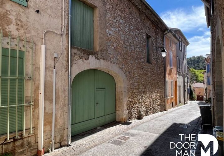 Landsbyhus i Flassans-sur-Issole, Var, Flassans-sur-Issole - € 135.900 | Ref: 10081 - foto 1