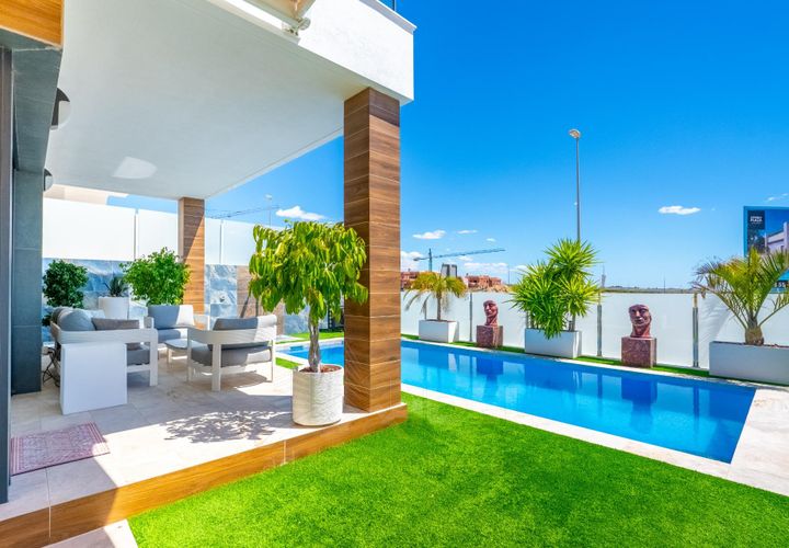 Villa en Orihuela, Alicante, Orihuela - € 489.999 | Ref: AC18-2371/11012 - photo 1