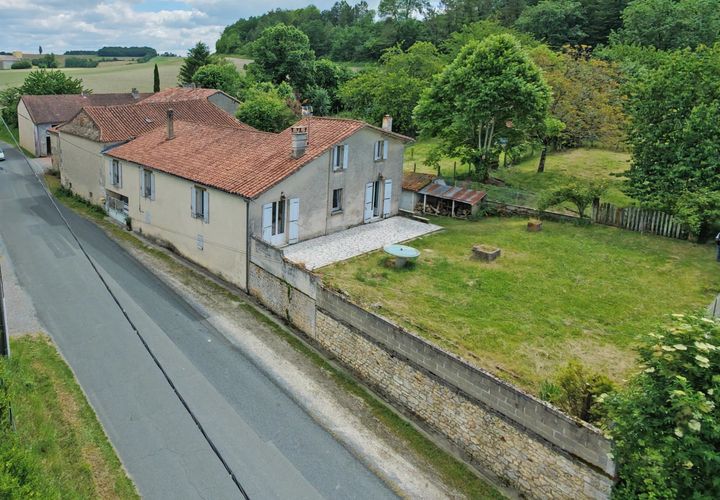 Villa i Verteillac, Dordogne, Verteillac - € 147 150 | Ref: BVI85596 - foto 1