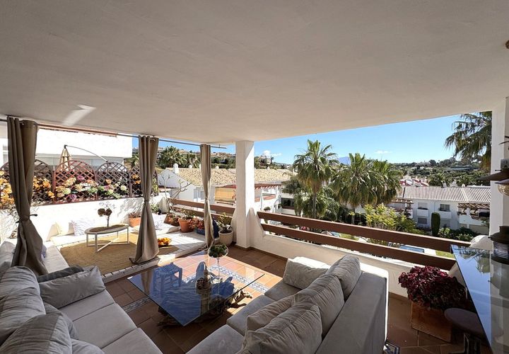 Villa i Estepona, Malaga, Estepona - € 349 000 | Ref: MLSC1729224 - foto 1