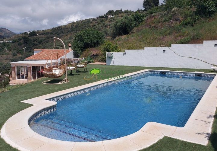 Landejendom i Torrox, Malaga, Torrox - € 475.000 | Ref: 8012 - foto 1