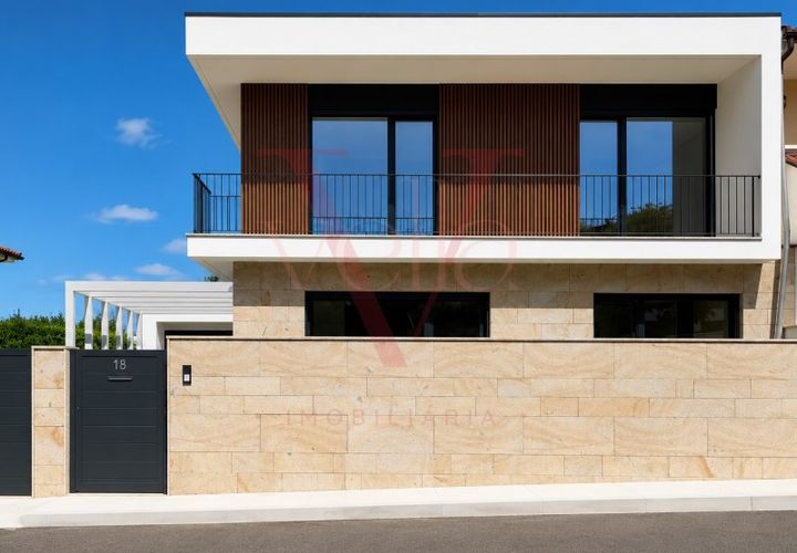 Byhus i Braga, Braga, Braga - € 530.000 | Ref: VIJT113 - foto 1