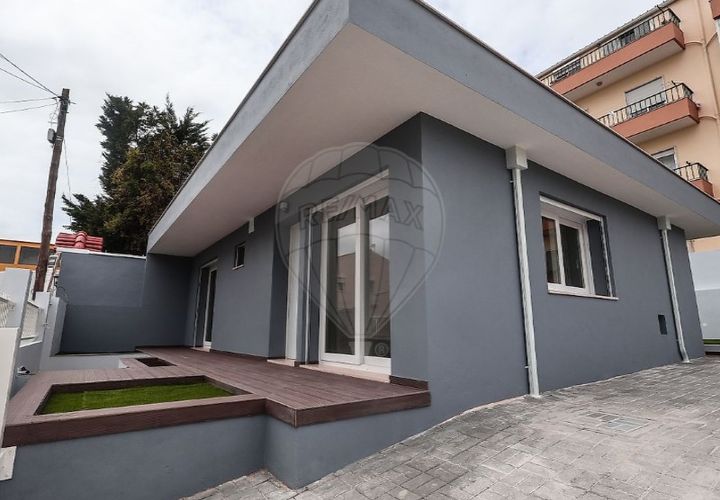 Villa a Odivelas, Lisbon, Odivelas - € 425.000 | Ref: 121701471-150 - foto 1