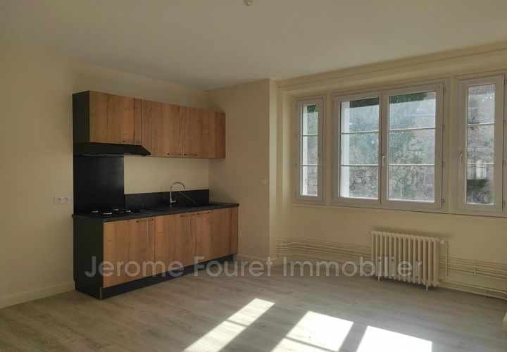 Apartament a Egletons, Correze, Egletons - € 460/mes | Ref: 913L209A-tw - foto 1