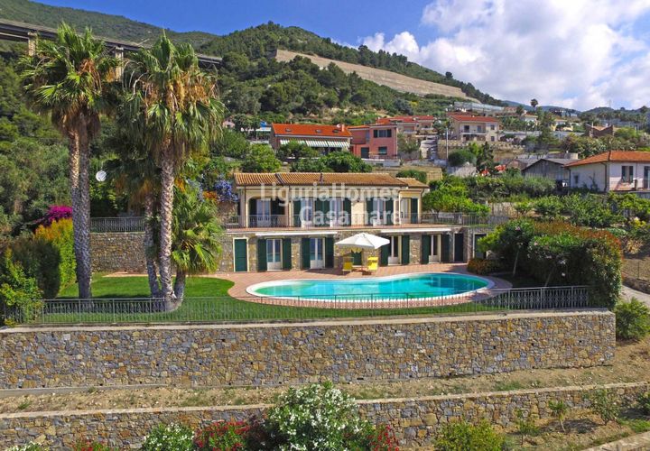 Villa i Ospedaletti, Imperia, Ospedaletti - € 1.450.000 | Ref: 1V16 - foto 1