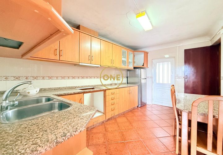 Byhus i Santo Tirso, Porto, Santo Tirso - € 260.000 | Ref: ONE81402-4 - foto 1