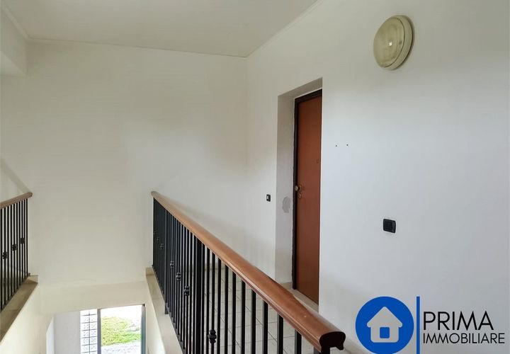 L'establiment comercial a Terni, Terni, Terni - € 600/mes | Ref: DNO-2100 - foto 1